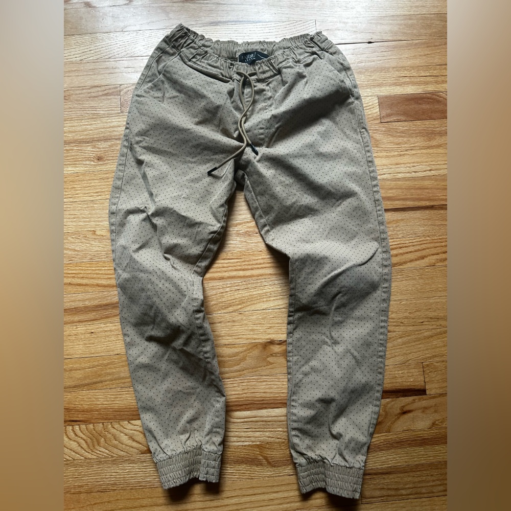 Major Threads Men’s Khaki Polka Dot Drawstring Tapered Joggers- size small